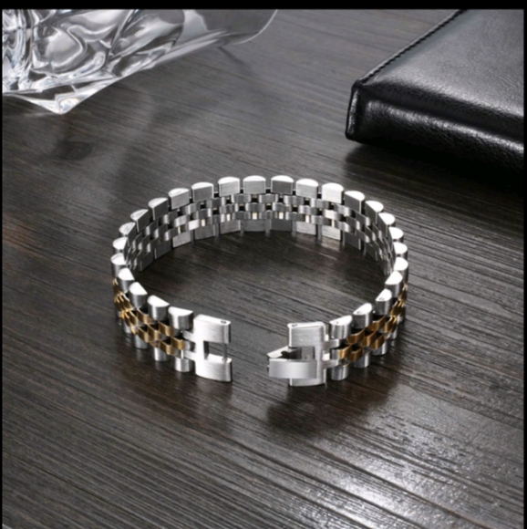 Other - Gold Stainless Steel Fashion New design strap type Chain Link Bracelet